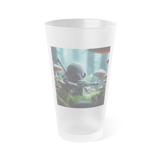 Glas | Pint-Glas | Mattiert | Biolumineszente Fantasy | Waldkrieger