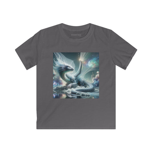 T-skjorte | Barne-T-skjorte | Softstyle | Kosmisk Fantasi | Isdrage | Mystikk